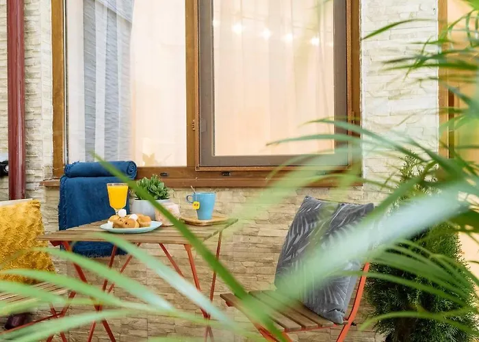 Apartament With Private Terrace Next To Cismigiu *