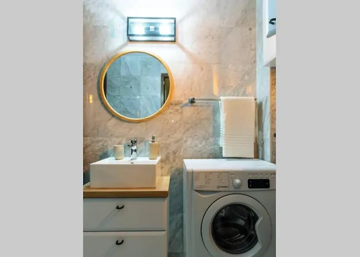 With Private Terrace Next To Cismigiu * Bukarest