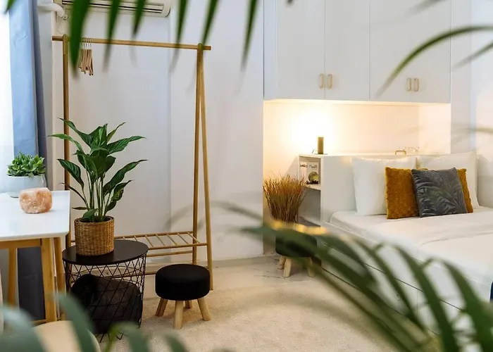 With Private Terrace Next To Cismigiu Διαμέρισμα *